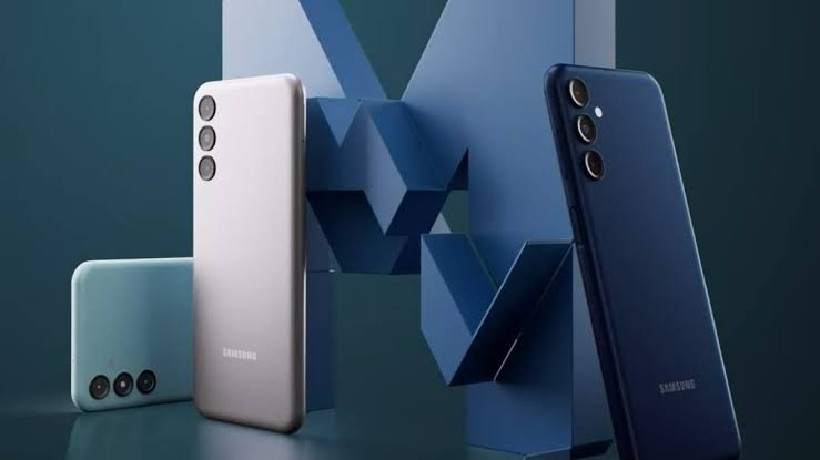Samsung का दीवाली धमाका,,,मात्र 12,499 में दे रहा 108MP कैमरे वाला सैमसंग गैलेक्सी सीरीज A1