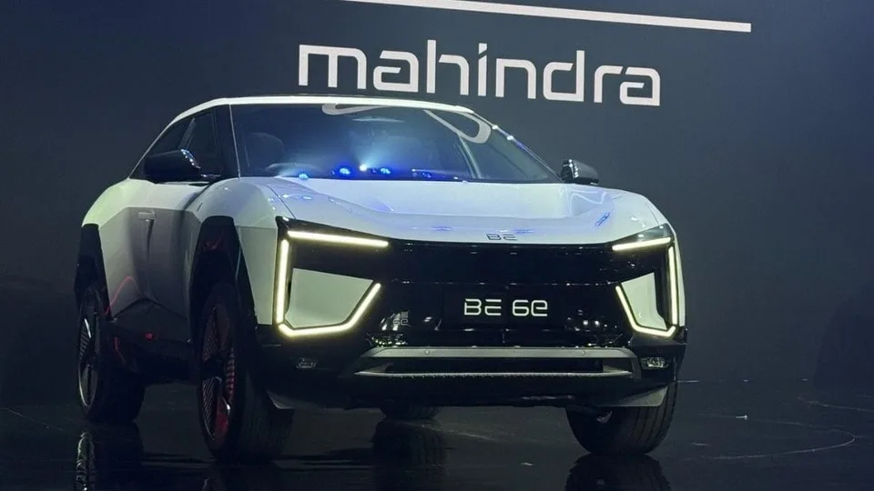 Mahindra BE 6e electric SUV: महिंद्रा की नई एसयूवी ने मार्केट में आते ही मचाया गर्दा,,रातों रात ठप्प हो गया टाटा कर्व का बिजनेस