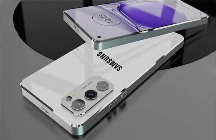 Samsung Small 5G SmartPhone: सैमसंग ने लॉन्च किया 220MP कैमरा और 6700mAh बैटरी वाला धांसू फोन