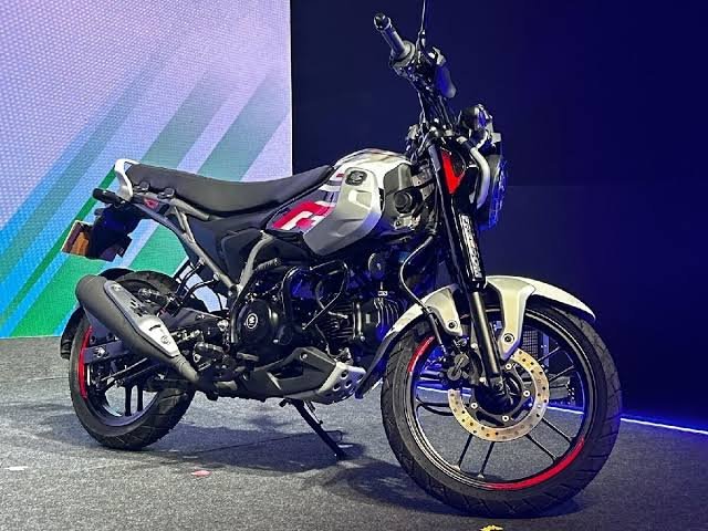 बजाज ने मचाई सड़कों पर धूम,,मात्र 20 हजार की डाउनपेमेंट पर मिल रही Bajaj Freedom 125cc CNG Bike