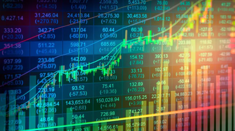 30 रुपये से सीधा 3000 पार! इस Multibagger Stock ने लगाई बड़ी छलांग, कंपनी के ताजा ऐलान से फिर मची हलचल