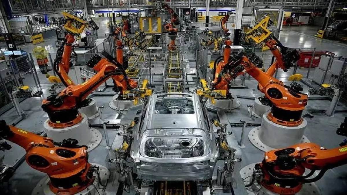 Indias Manufacturing PMI: भारत के मैन्युफैक्चरिंग सेक्टर ने पकड़ा टॉप गियर!! जुलाई में की रिकॉर्ड तोड़ कमाई