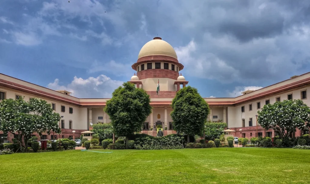 बिल बढ़ेगा Supreme Court का बड़ा आदेश, राज्यों को चुकाने होंगे बिजली कंपनियों के 15 लाख करोड़ रुपए