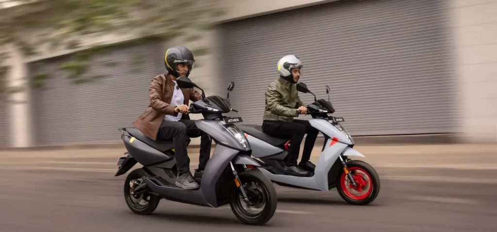 Ather 450S Electric Scooter: युवा दिलों को इलेक्ट्रिक पंख देने आ गया है ather का नया स्कूटर, जानिए क्या है खास
